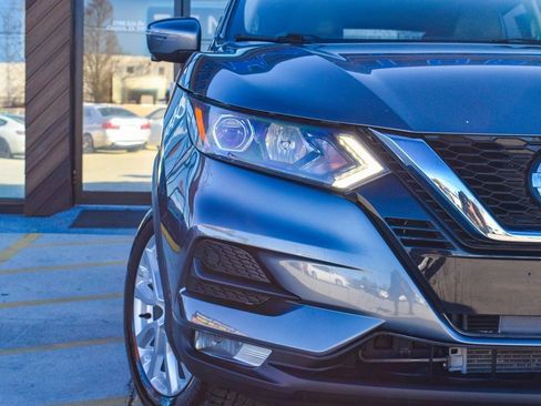 Used 2021 Nissan Rogue Sport SV w/ Technology Package image 6