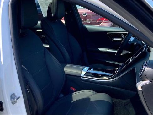 Certified 2024 Mercedes-Benz C 300 4MATIC Sedan w/ Exclusive Trim Package image 7