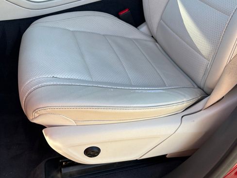 Used 2020 Mercedes-Benz GLE 350 4MATIC image 37