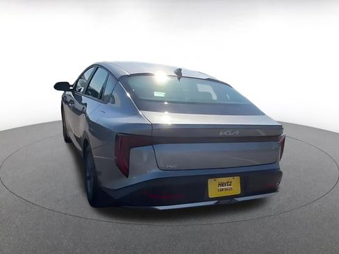 Used 2025 Kia K4 LXS image 11