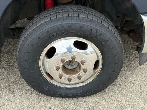 Used 2016 Ford F350 Lariat w/ Lariat Interior Package image 11