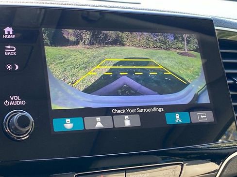 Used 2020 Honda Pilot Touring image 26