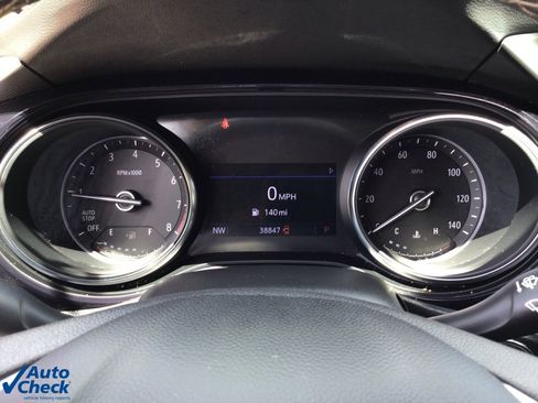 Used 2023 Buick Encore GX Select w/ Safety Package II image 22