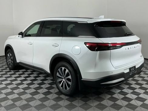 Certified 2026 INFINITI QX60 Pure w/ Cargo Package FWD image 4