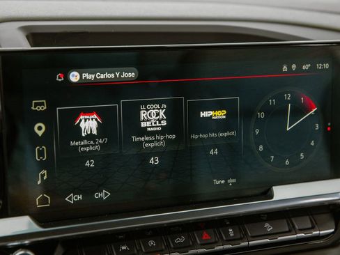 Used 2023 GMC Sierra 1500 SLT w/ SLT Premium Package image 18