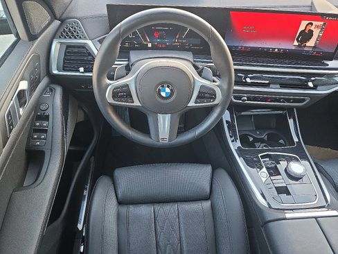 Used 2025 BMW X5 xDrive40i image 12