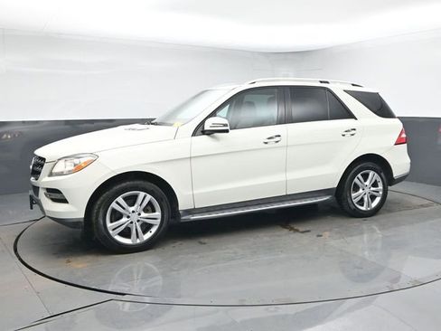 Used 2013 Mercedes-Benz ML 350 4MATIC image 4