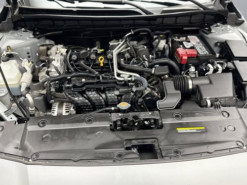 Used 2024 Nissan Altima 2.5 SV image 22