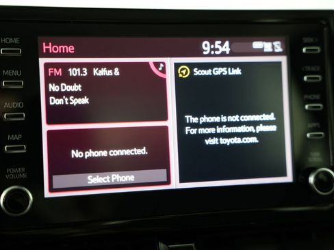 Used 2020 Toyota Corolla LE image 19