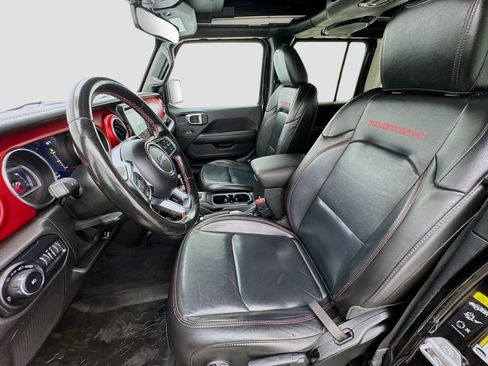 Used 2021 Jeep Wrangler Unlimited Rubicon AWD/4WD image 13