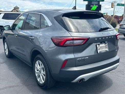 Used 2023 Ford Escape Active AWD/4WD image 5