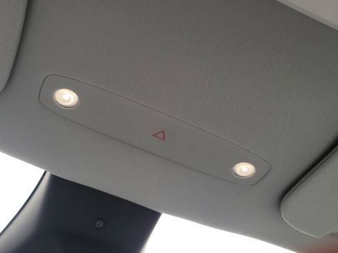 Used 2026 Tesla Model Y 2WD image 21