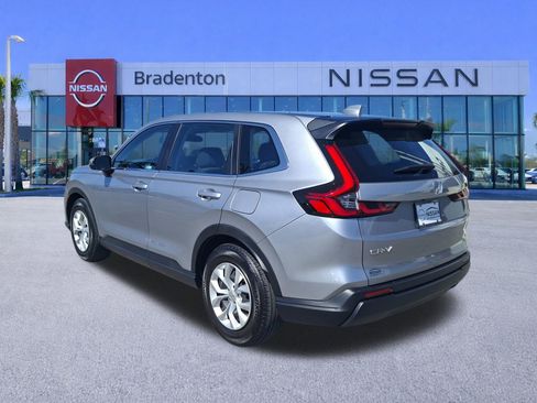 Used 2024 Honda CR-V LX image 7