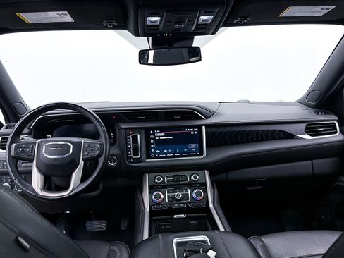 Used 2023 GMC Yukon XL Denali AWD/4WD image 22