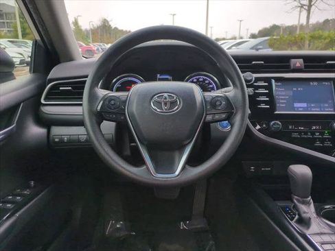 Certified 2019 Toyota Camry LE image 13