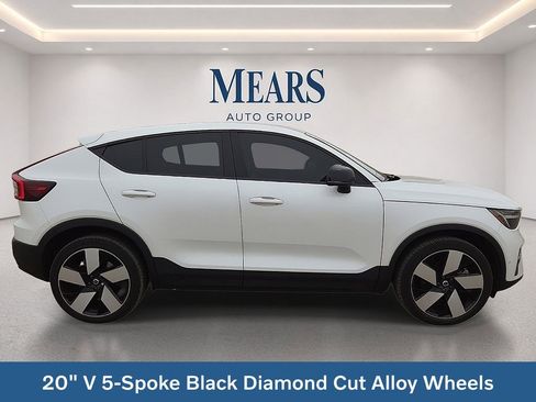 Used 2023 Volvo C40 P8 Recharge Ultimate AWD/4WD image 8