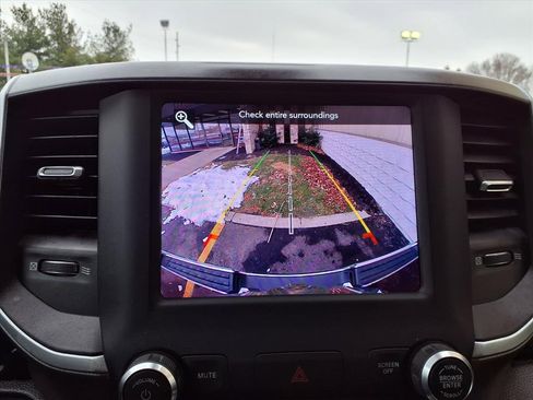 Used 2020 RAM 1500 Big Horn image 5