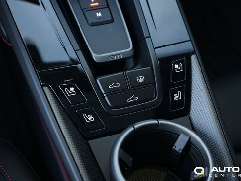 Used 2025 Porsche 911 Carrera 4 GTS image 44
