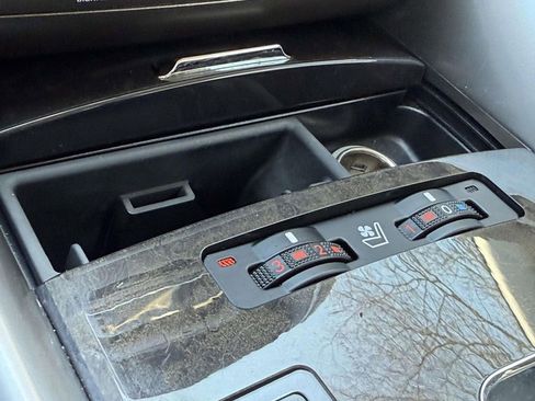 Used 2014 Lexus IS 250C w/ Luxury Package image 23