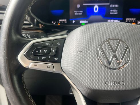 Used 2022 Volkswagen Taos S image 16