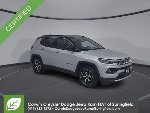 Certified 2025 Jeep Compass Limited AWD/4WD image 4