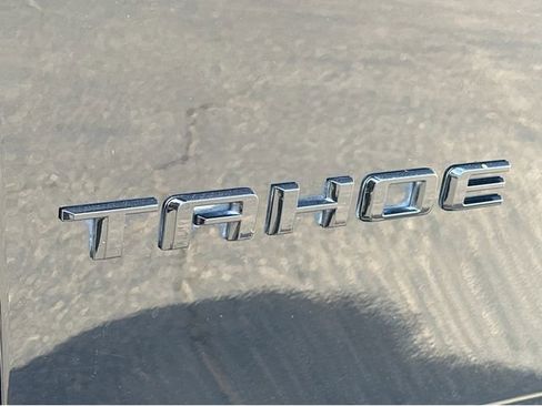 Used 2021 Chevrolet Tahoe High Country w/ Premium Package image 9