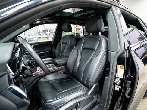 Used 2020 Audi Q8 Premium w/ Black Optic Package image 38