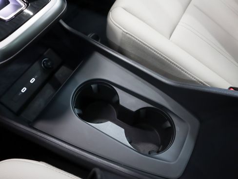 Certified 2024 Audi Q4 e-tron Premium image 21