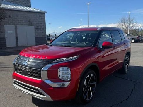 Used 2024 Mitsubishi Outlander SEL image 6