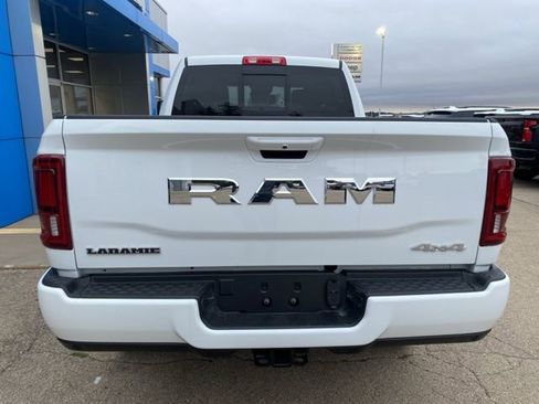 Used 2025 RAM 2500 Laramie image 4