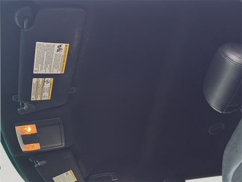 Used 2016 Ford Explorer XLT w/ Equipment Group 202A image 24