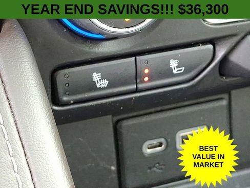 Used 2022 Chevrolet Suburban LT image 28