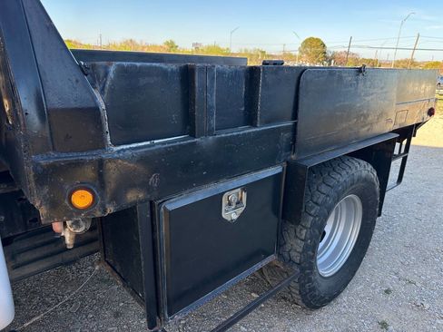 Used 2011 Ford F350 XL w/ PWR Equipment Group image 34