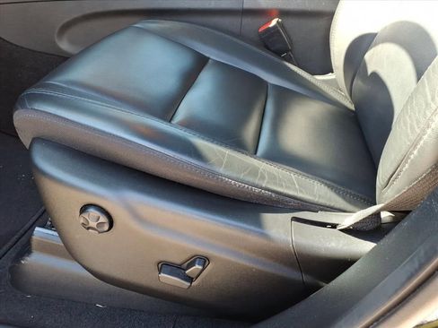 Used 2022 Jeep Grand Cherokee Limited image 15