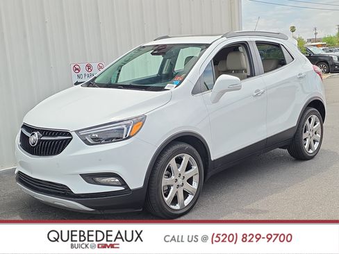 Used 2019 Buick Encore Essence w/ Experience Buick Package FWD image 3