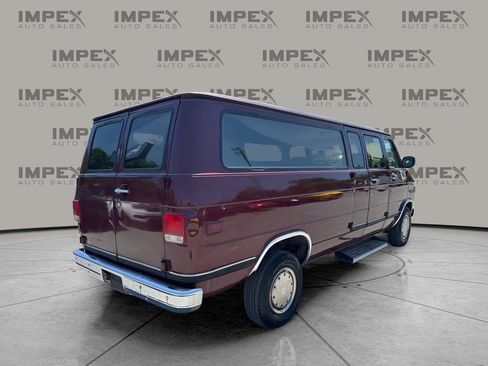 Used 1992 GMC G3500 Rally RWD image 6