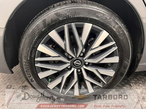 Used 2025 Nissan Altima 2.5 SV FWD image 18