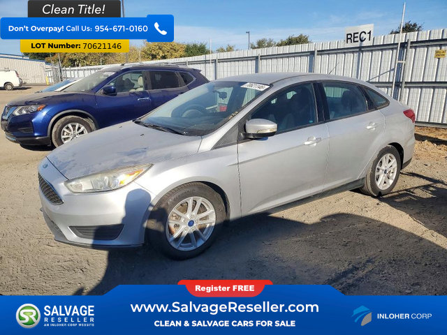Used 2017 Ford Focus SE FWD image 1