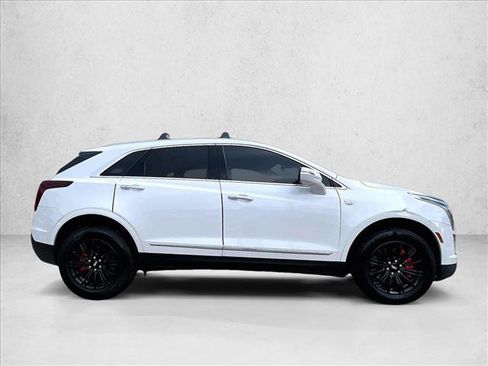 Used 2021 Cadillac XT5 Luxury FWD image 5