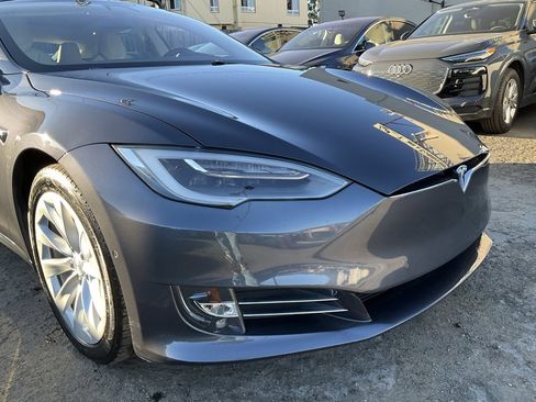 Used 2019 Tesla Model S Long Range image 69