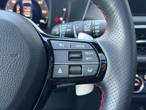 Certified 2025 Acura ADX A-Spec image 30