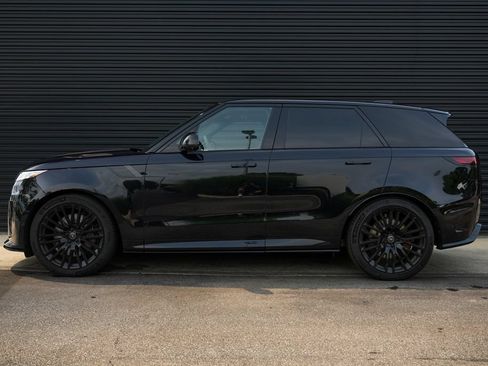 Used 2025 Land Rover Range Rover Sport SV Edition Two AWD/4WD image 2