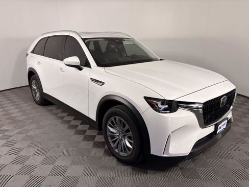 Used 2024 MAZDA CX-90 Plug-In Hybrid w/ Preferred AWD/4WD image 10