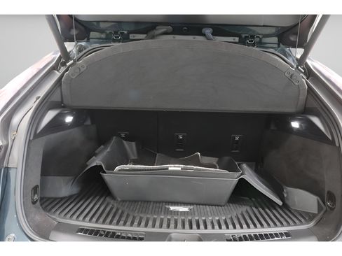 Used 2024 Cadillac XT4 Sport AWD/4WD image 28