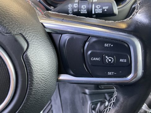 Used 2021 Jeep Wrangler Unlimited Sahara w/ Uconnect 4C Nav & Sound Group image 32