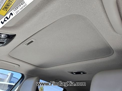 Certified 2025 Kia Niro EX Touring image 13