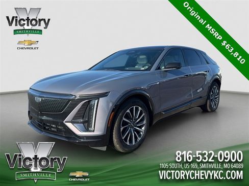 Used 2024 Cadillac Lyriq Sport image 1
