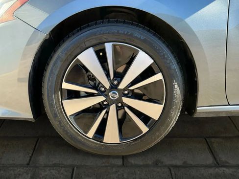 Used 2022 Nissan Altima 2.5 SV image 24