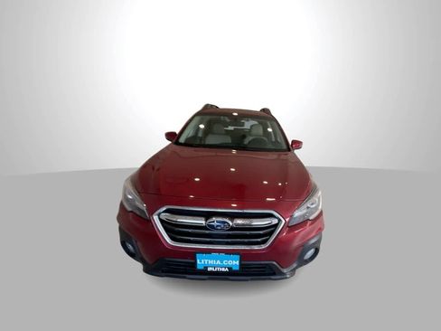 Used 2018 Subaru Outback 3.6R Limited image 3