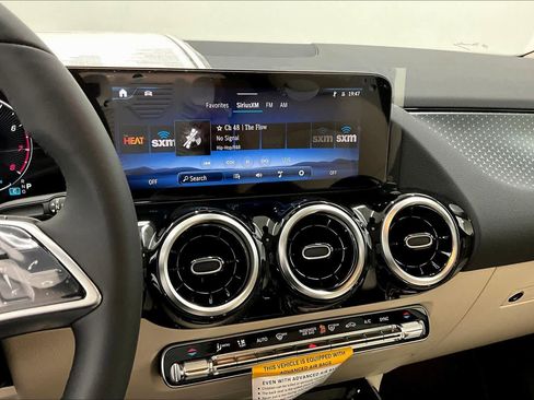 New 2026 Mercedes-Benz GLA 250 image 6